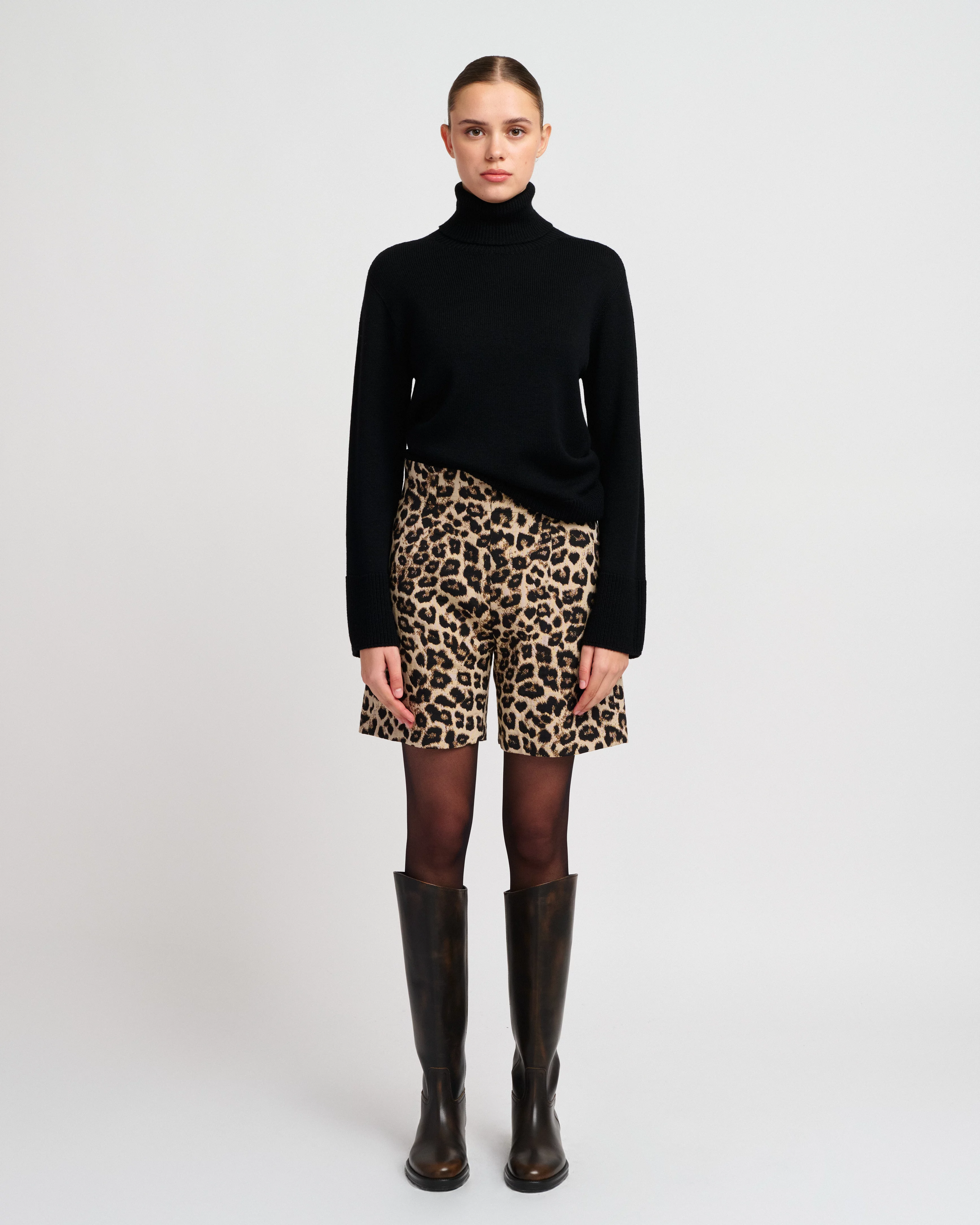 Dámske nohavice TULA SHORT